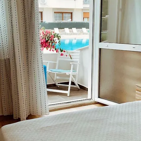 Koste Hotel 3*